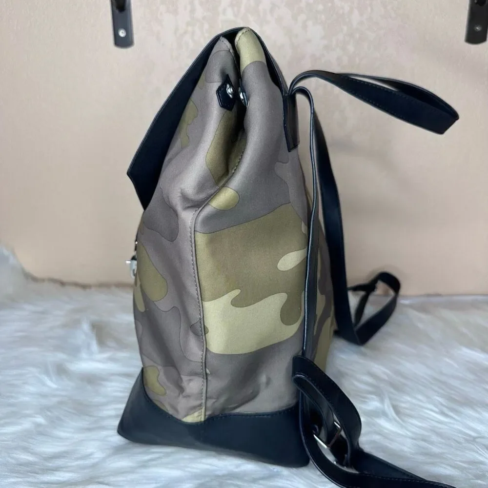 Stella & Dot Camo Backpack
